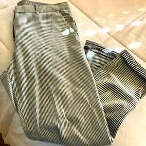 GAP broken in khakis size 10